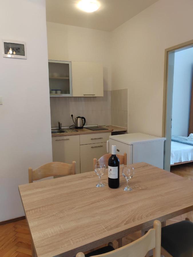 Apartments Kocijan Sukošan Esterno foto